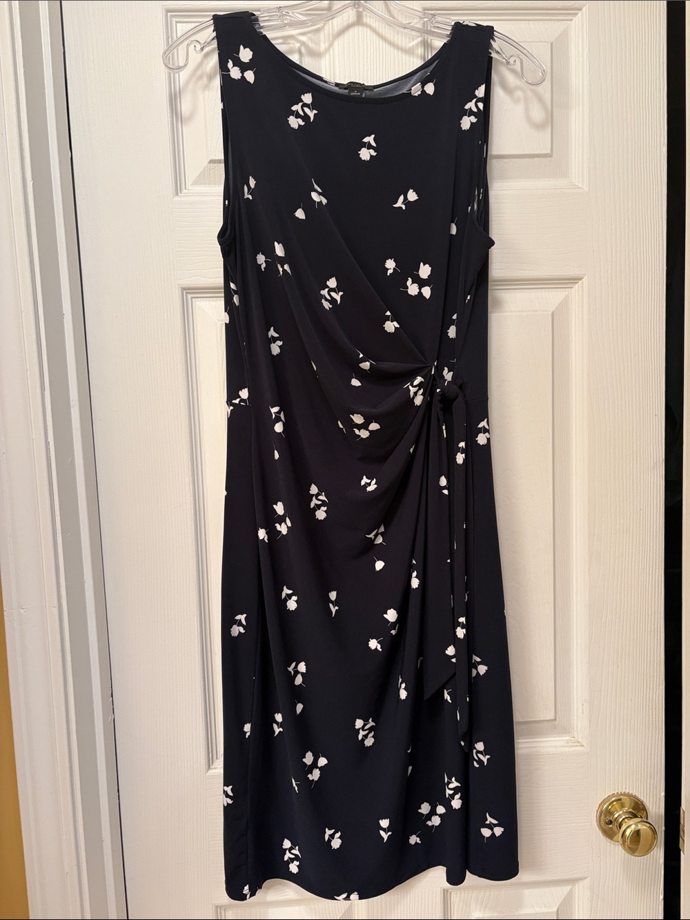 Ann Taylor Navy Sleeveless Midi Dress with White Floral